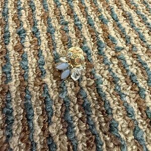 Elegant Gold and White Decorative Accent